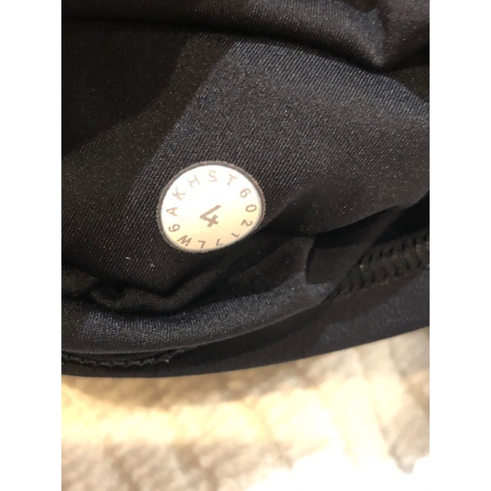 Lululemon fast and free crop *nulux - Picture 12 of 12